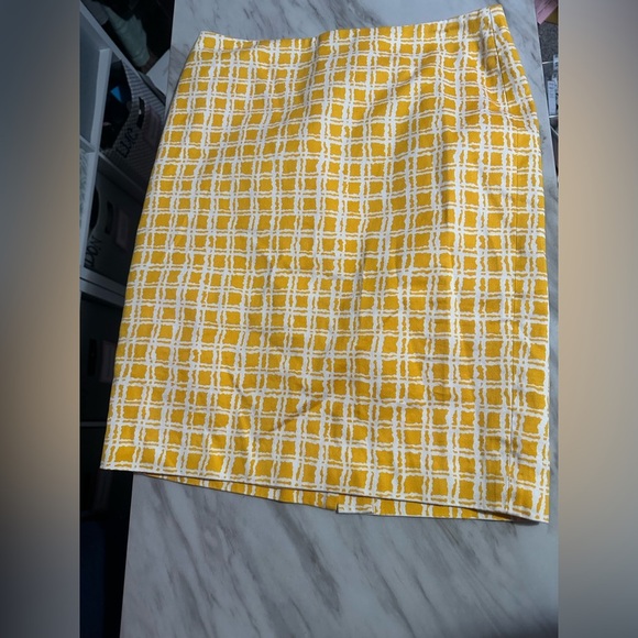 Talbots Yellow and White Knee-Length Pencil Skirt size 10 - Picture 1 of 4